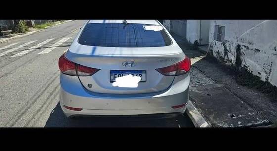 HYUNDAI ELANTRA 2.0 GLS 16V FLEX 4P AUTOMÁTICO
